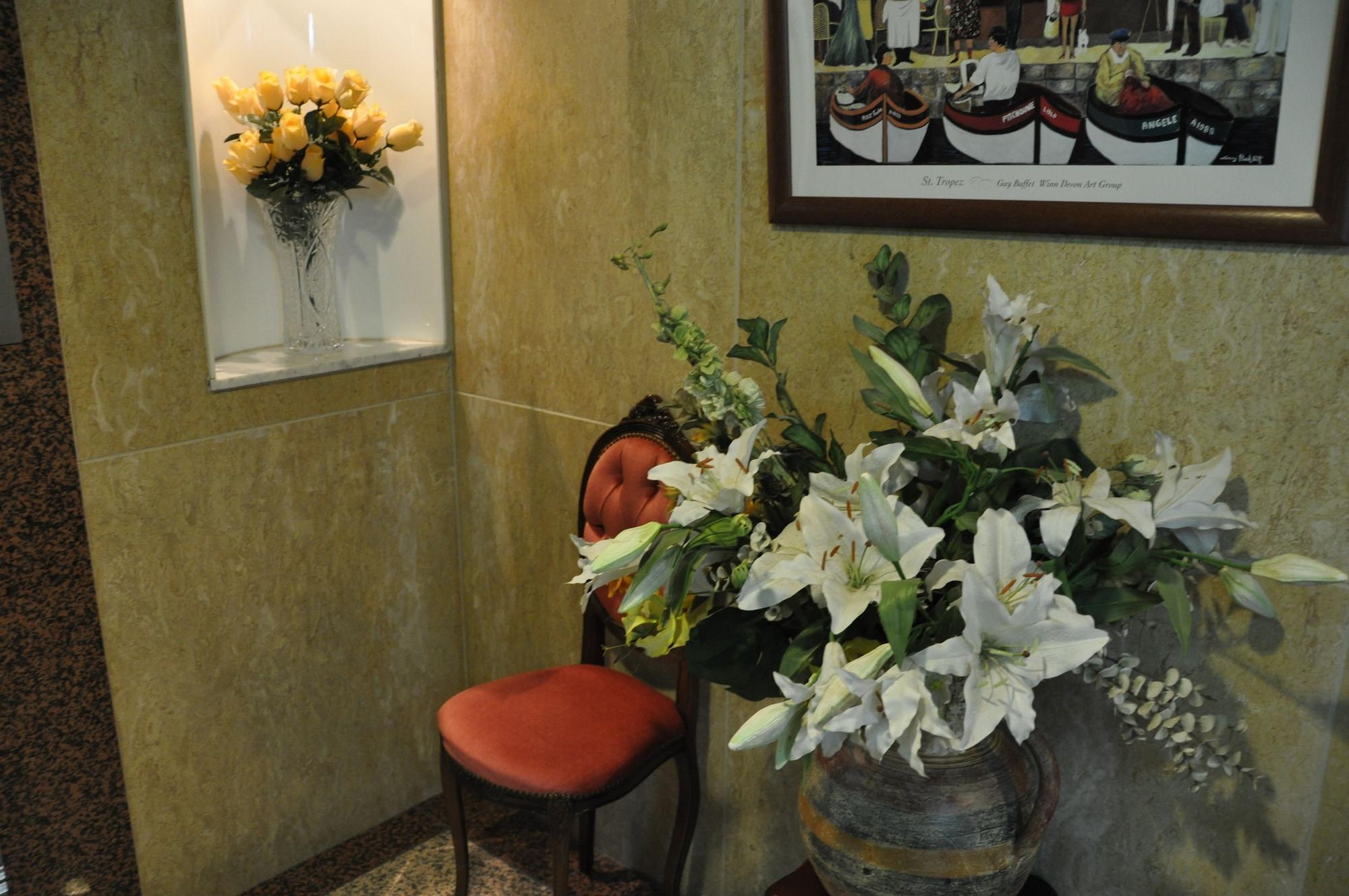 Hotel Palace Inn Toyota Toyota  Bagian luar foto